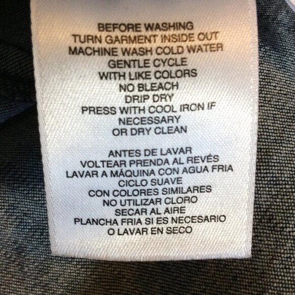 Anne Klein Denim Shirt With Zipper Closure in Front &  3/4 Sleeves Size P/S - Picture 7 of 8